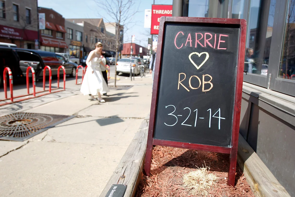 revolution-brewing-chicago-blackhawks-wedding-ruthie-hauge-photography-17.jpg