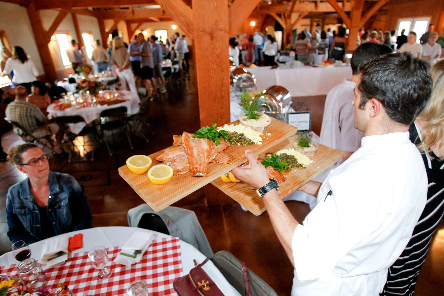 event-photographer-madison-wi-dane-county-gala-fundraiser-ruthie-hauge-photography-farm-to-table 28.jpg