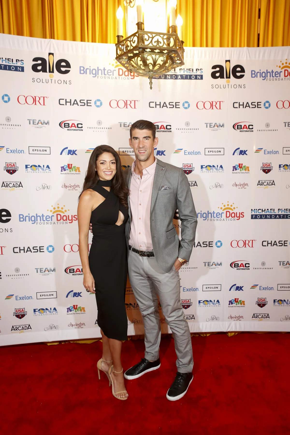 golf-give-gala-celebrity-michael-phelps-jason-day-event-photographer-madison-wi-1.jpg