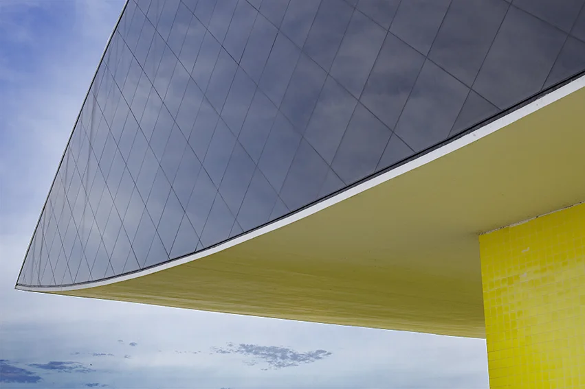 The 'Eye" of the Oscar Niemeyer Museum