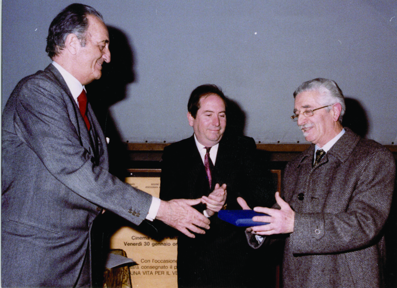 Anzolo Fuga on the occasion of an award from the Venetian Chamber of Commerce in 1987.