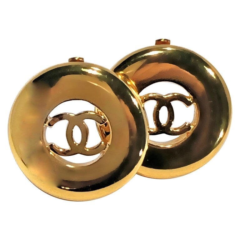 chanel clip earrings gold round