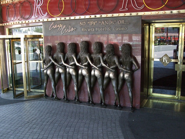  Crazy Girls statue in Las Vegas.  https://s-media-cache-ak0.pinimg.com/736x/d9/2a/95/d92a95b22f70e34499f59f343feeb6f7.jpg  