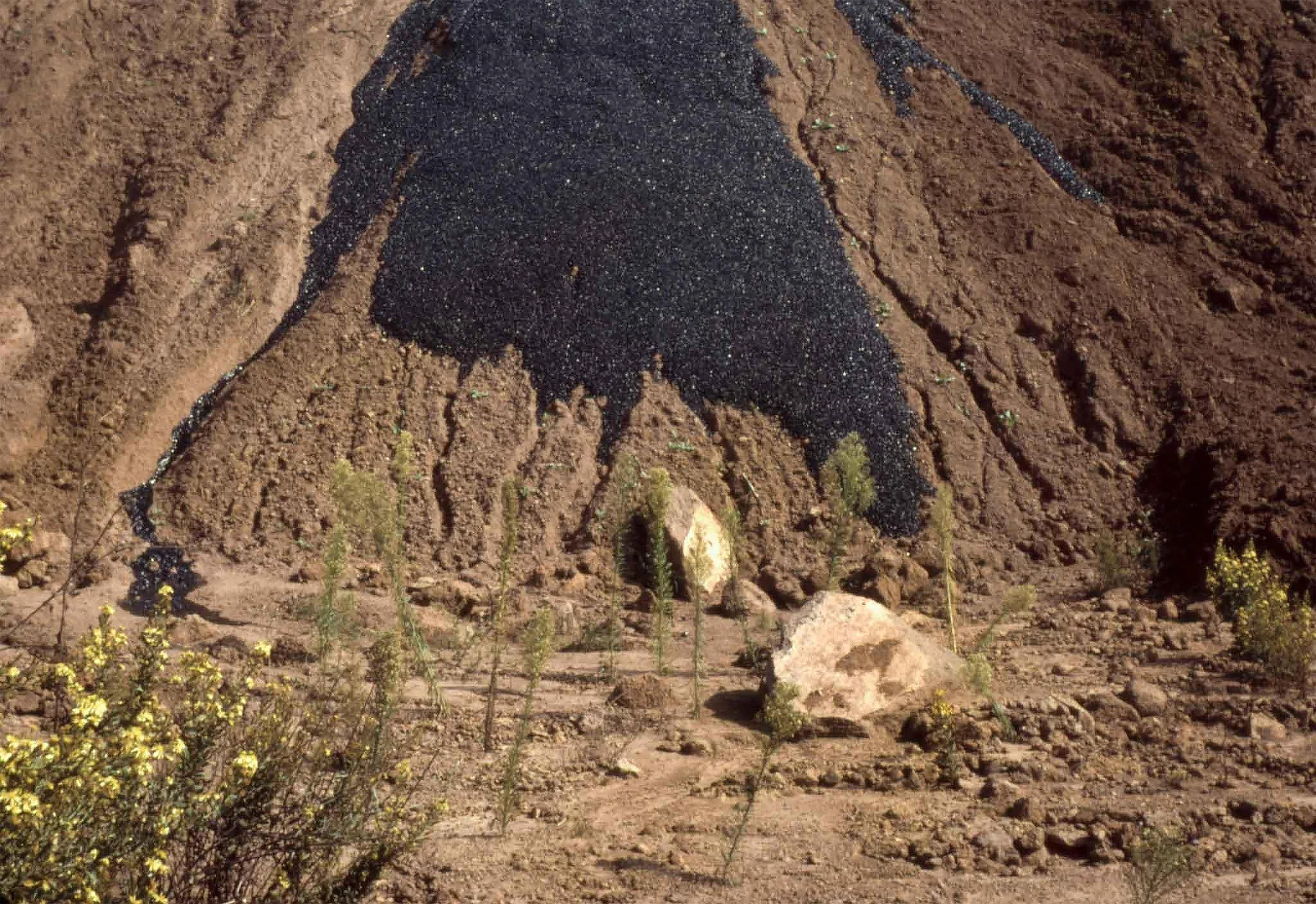 The Anthrobscure: Earthworks, Coal Mines, and Michel Gérard’s Geological Investigations of the Underground