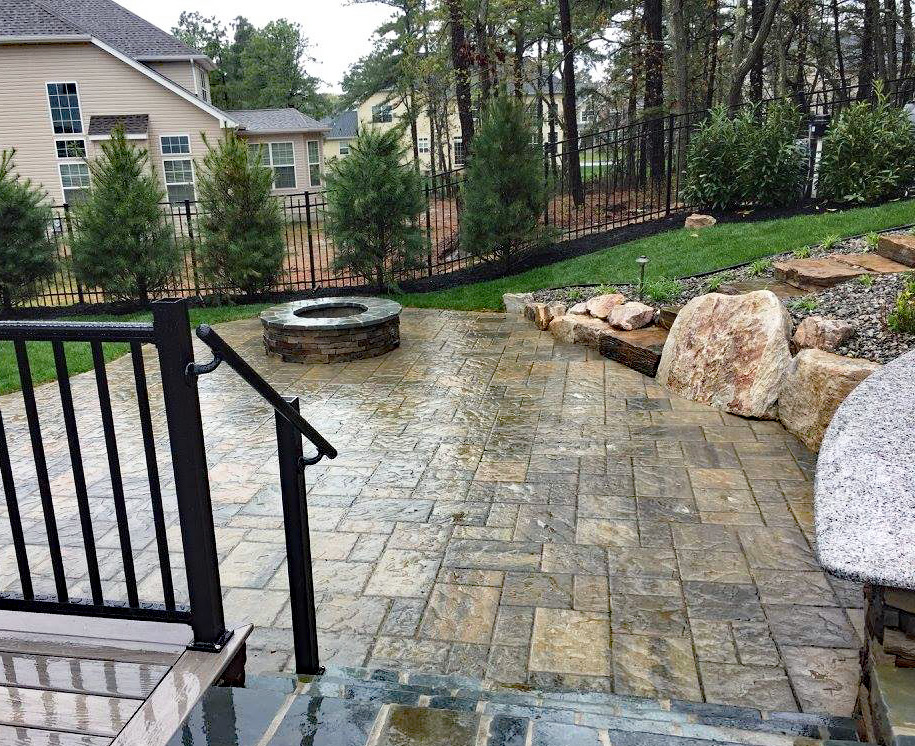 Rustic patio.jpg