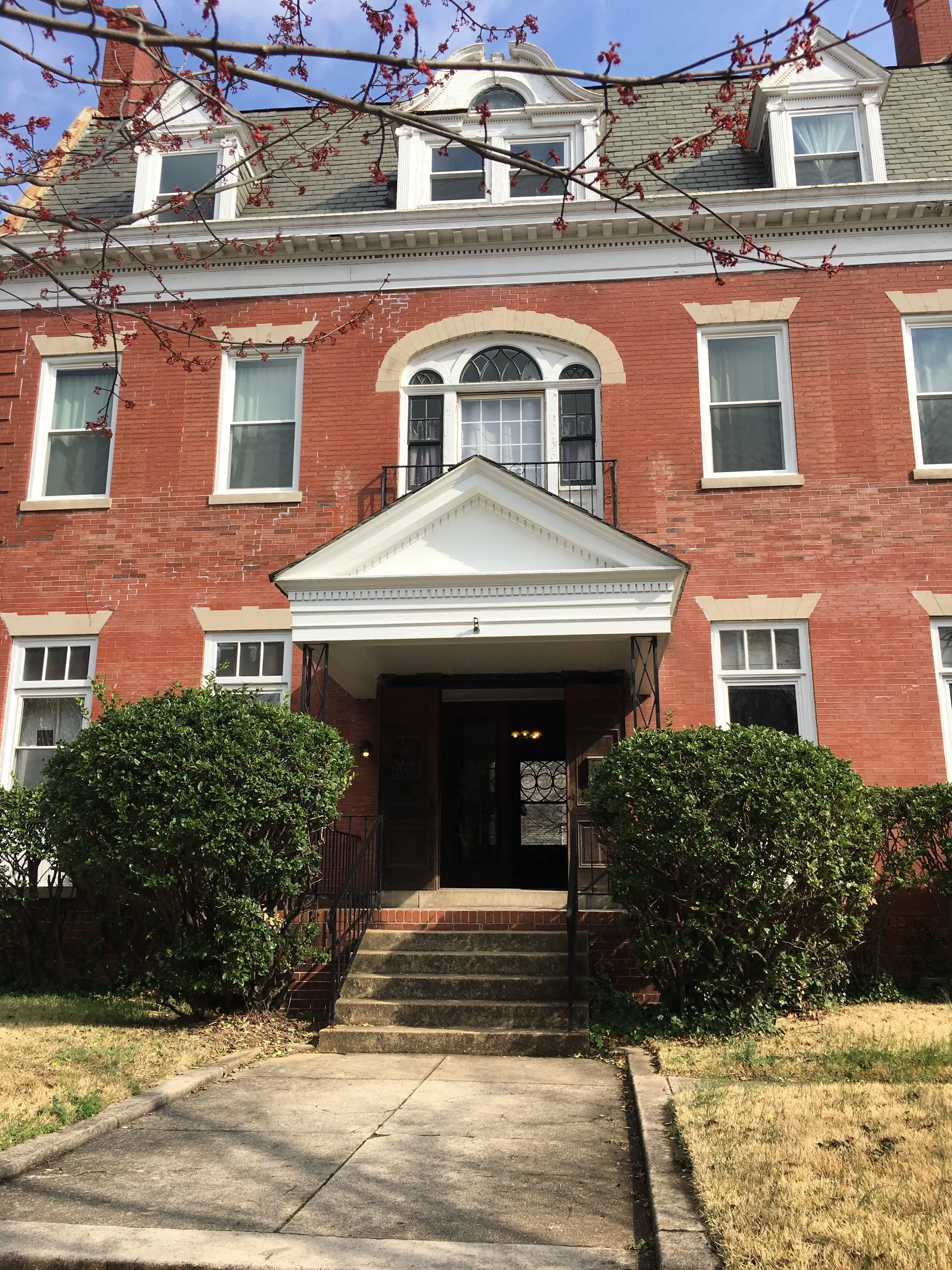 Grove Exterior Pic copy.JPG