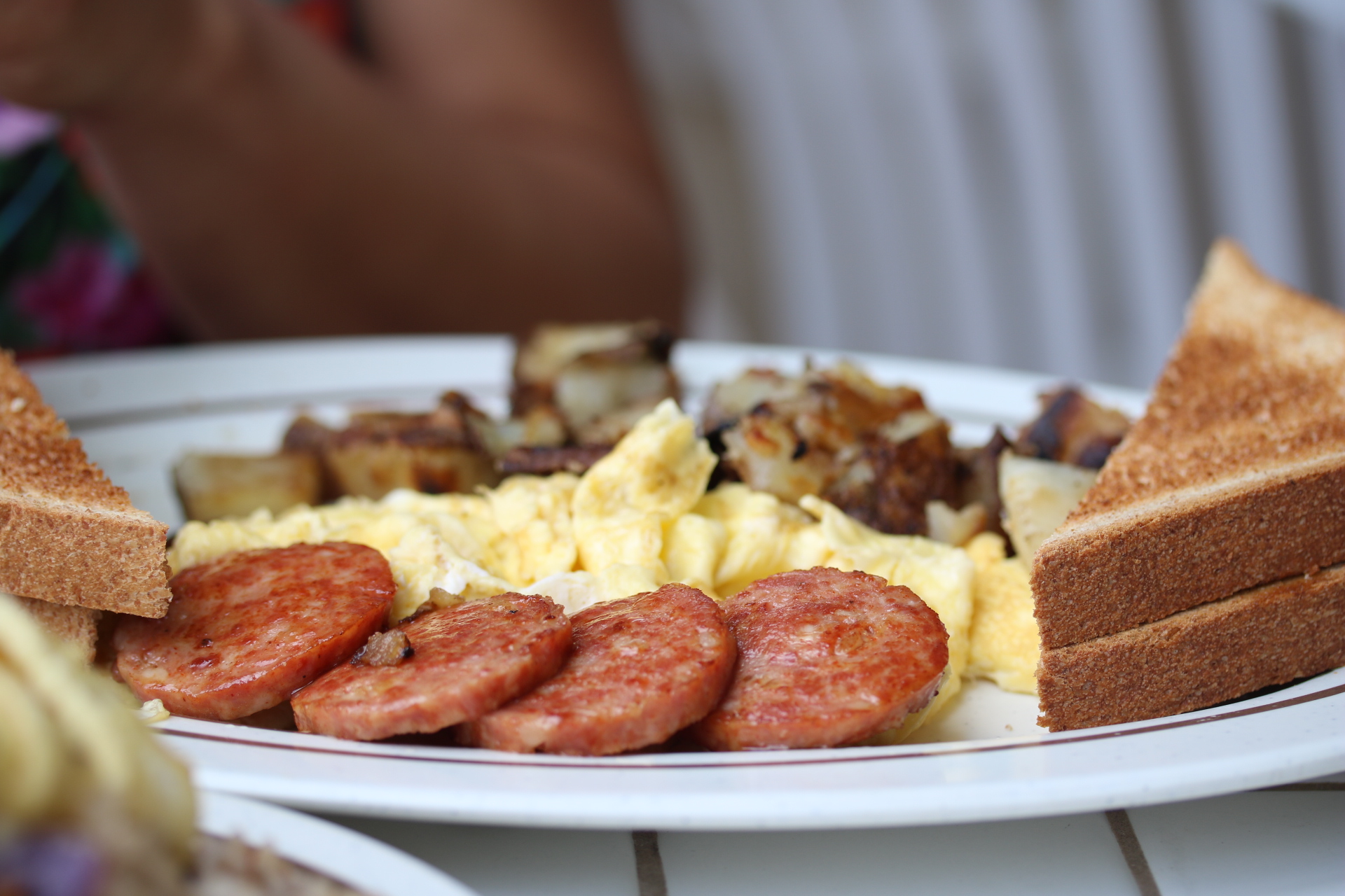 Portuguese Sausage Breakfast Platter