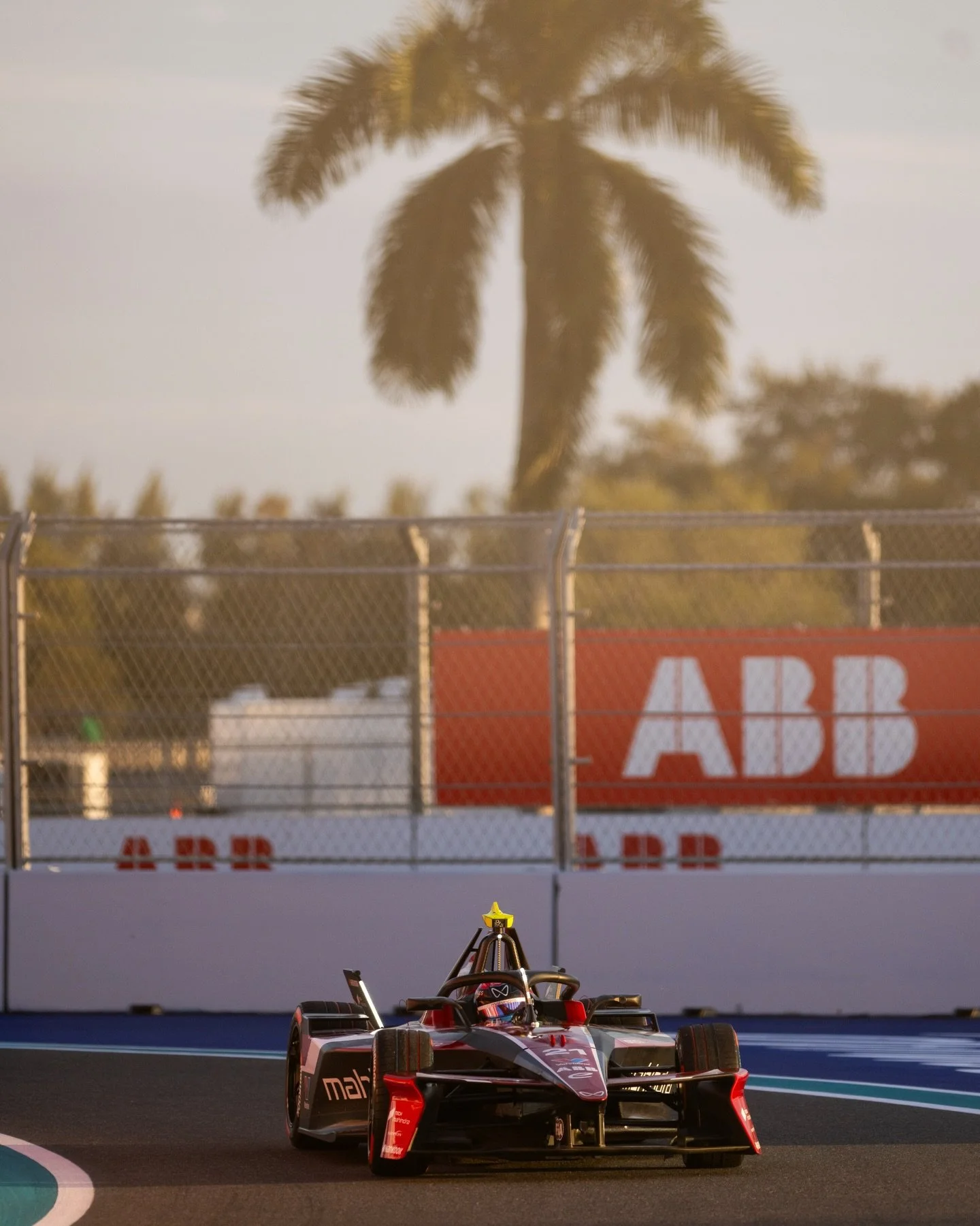 The conditions may have been colder, and slightly damper than we would have predicted/ hoped for, but the vibes were still high in Miami over the weekend. 🌴 

Here&rsquo;s some highlights from my weekend at the Miami International Autodrome ☀️☔️

Qu