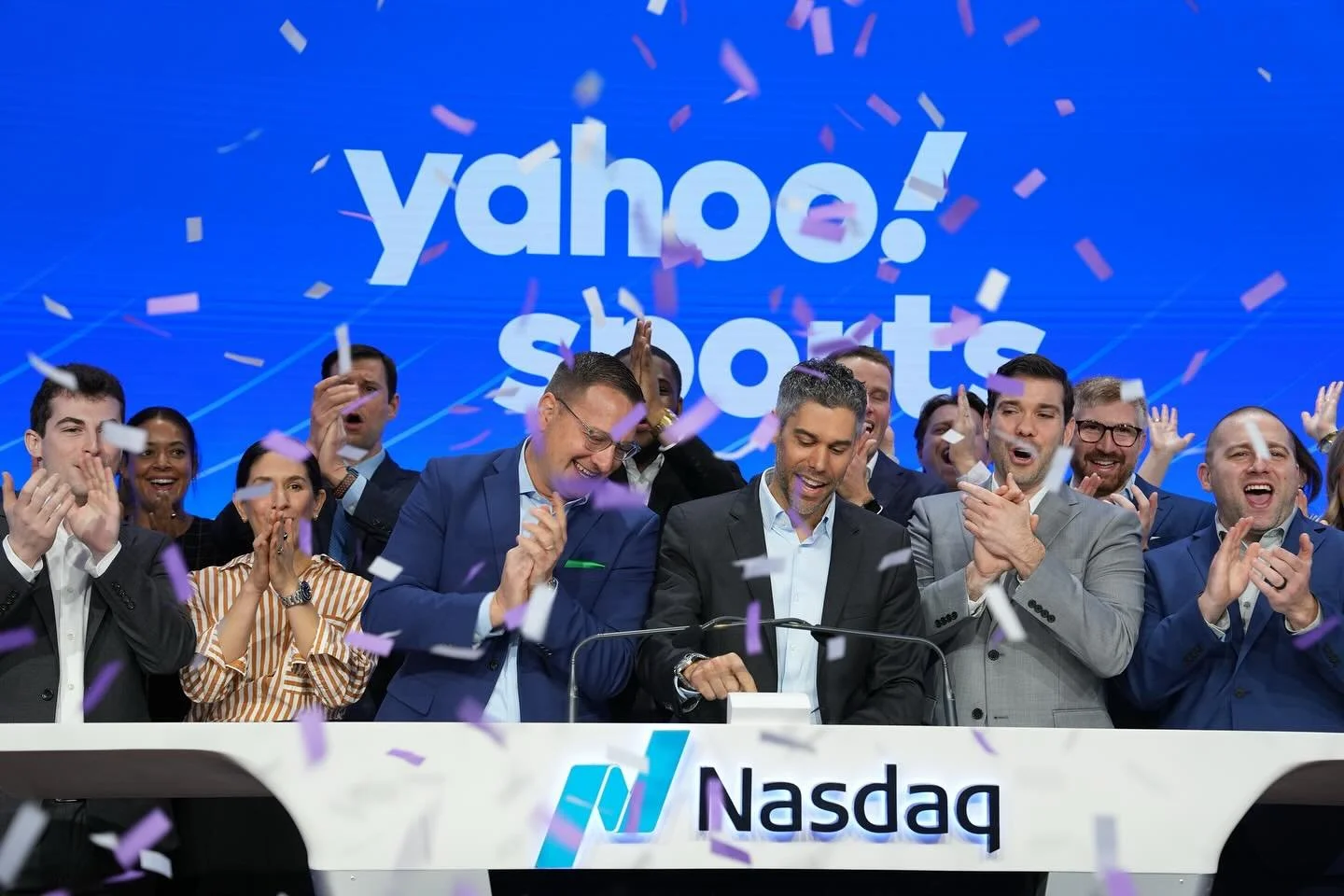 Ahead of my favorite sports week of the year - and in celebration of 25+ years running NCAA Brackets! - we had the opportunity to celebrate basketball, brackets, and @yahoosports with the @nasdaq opening bell today. Do your research, make your picks,
