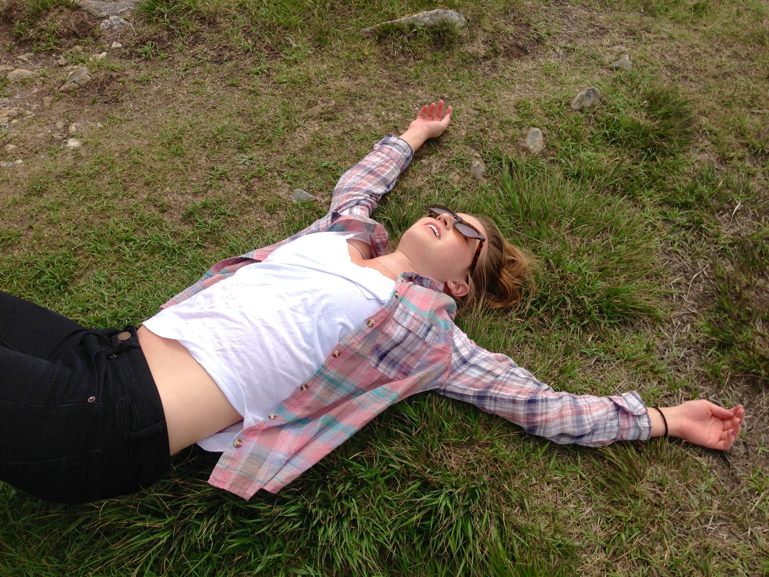 Help! I can't get up! I may be pregnant with a food child. 