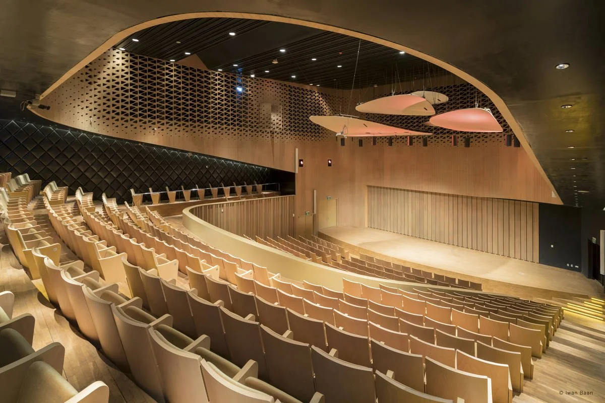 KAOHSIUNG, TAIWAN: WEIWUYING RECITAL HALL