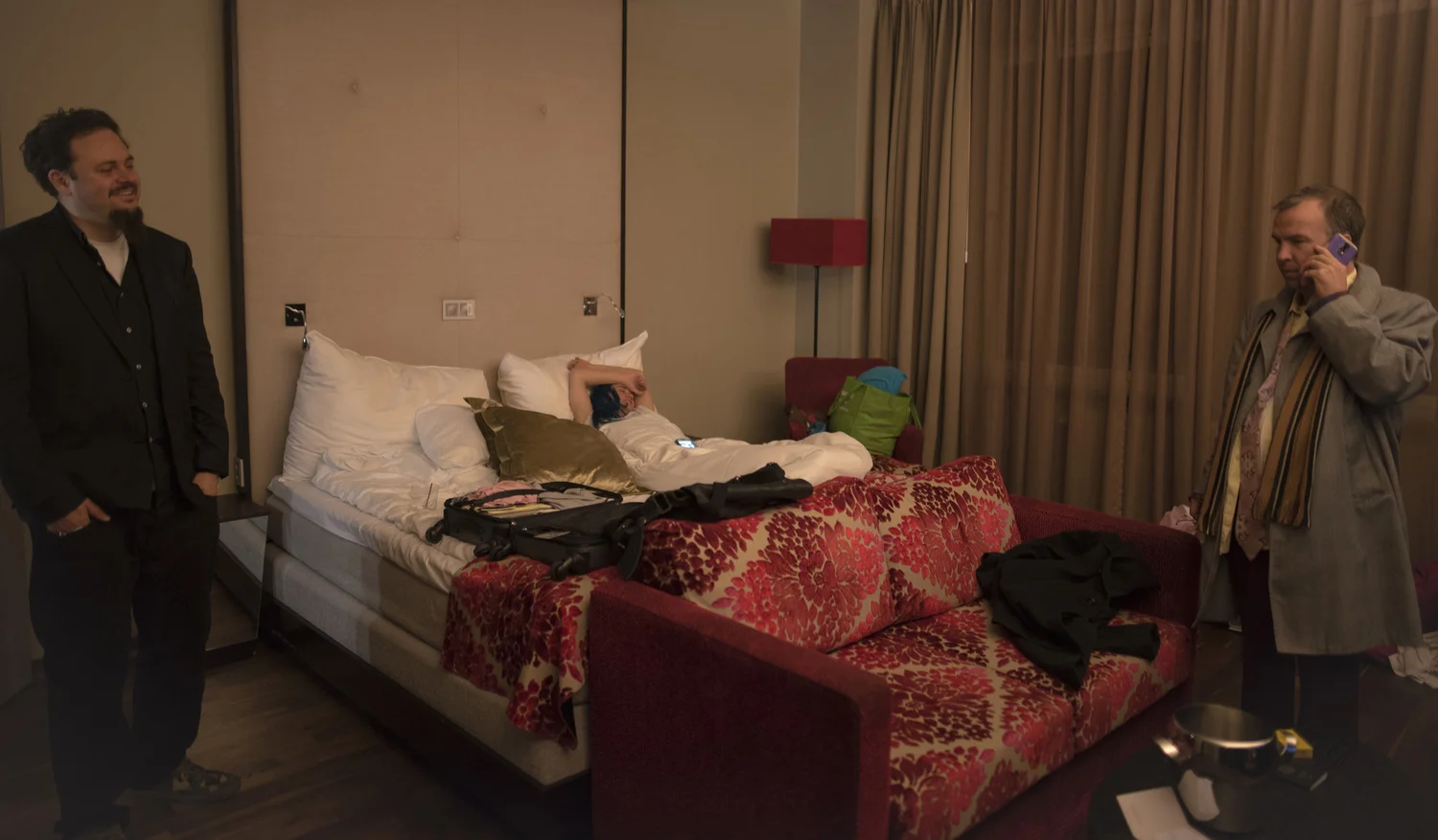 DOUG AND BINGO, OSLO HOTEL ROOM, WITH DAG SORAS