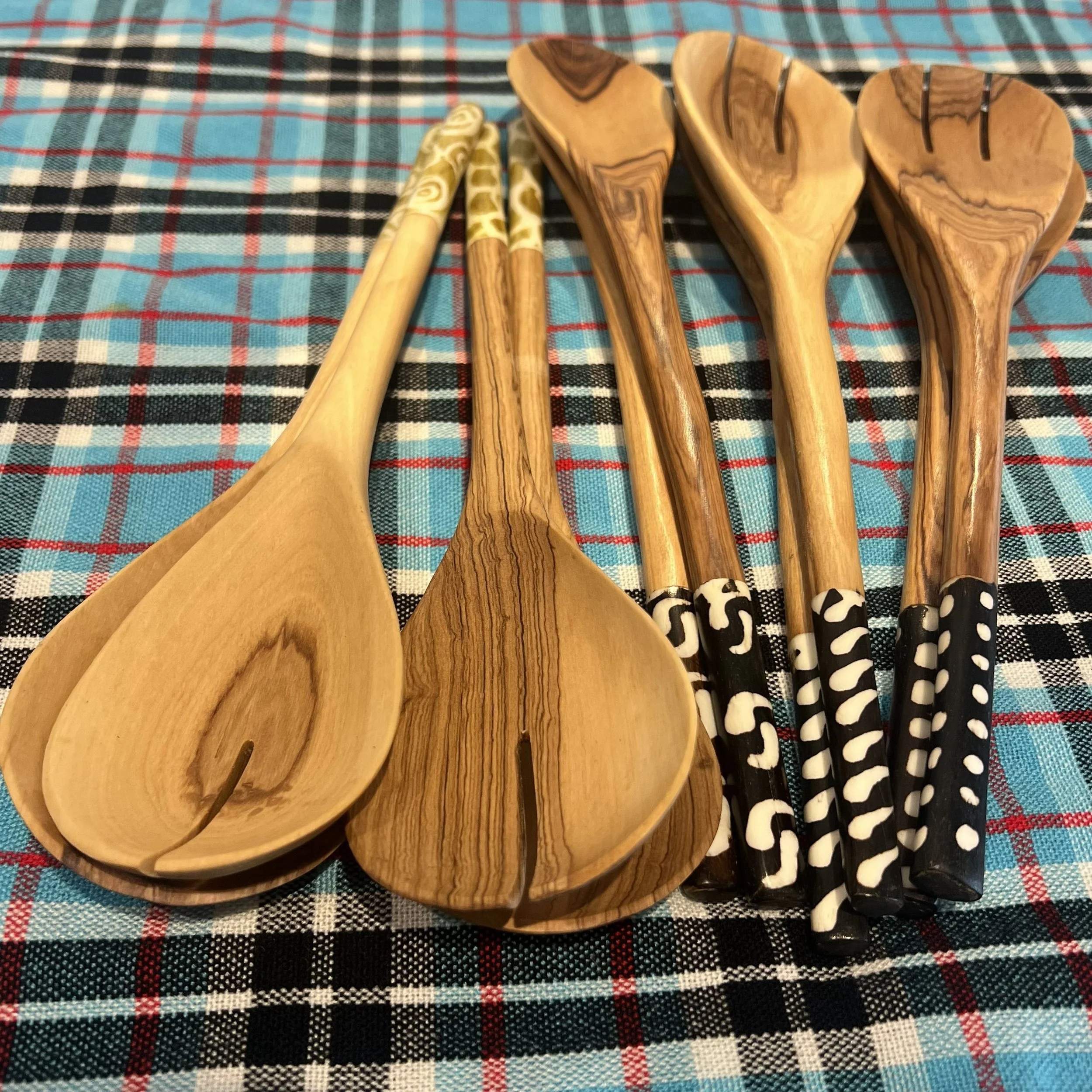 tongs -1.jpg