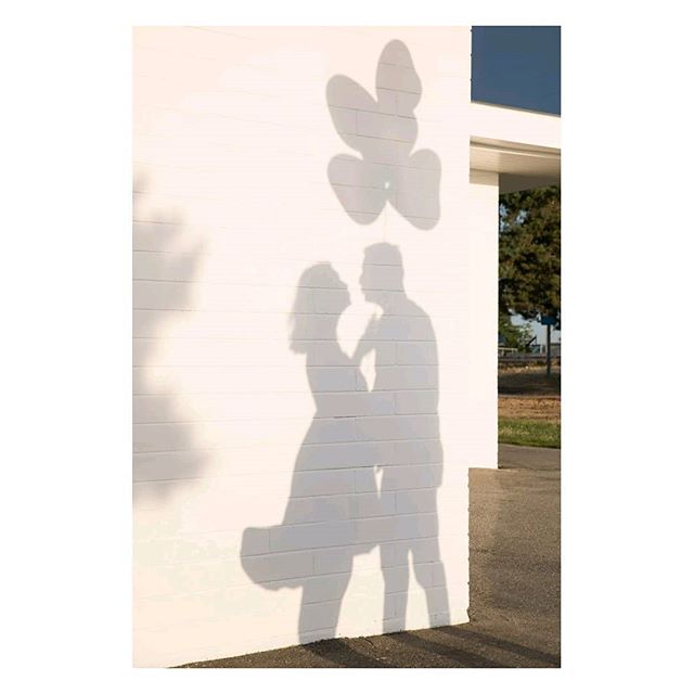 Love is in the air 💗 Thank you @orsilevai for the fun shoot.
.
.
.
#pregnancyphotoshoot #pregnantbelly #babygirlinside #loveislove #shadowlove #baloons🎈 #vancouverbeach #beachlife🌴