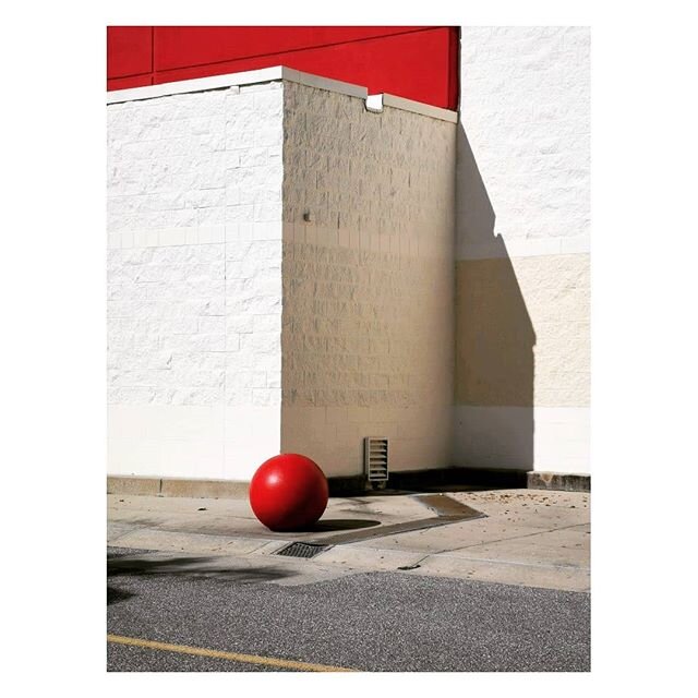 Everything is subjective.
.
.
.
#abstractphotography #abstract #streetphotography #supermarket