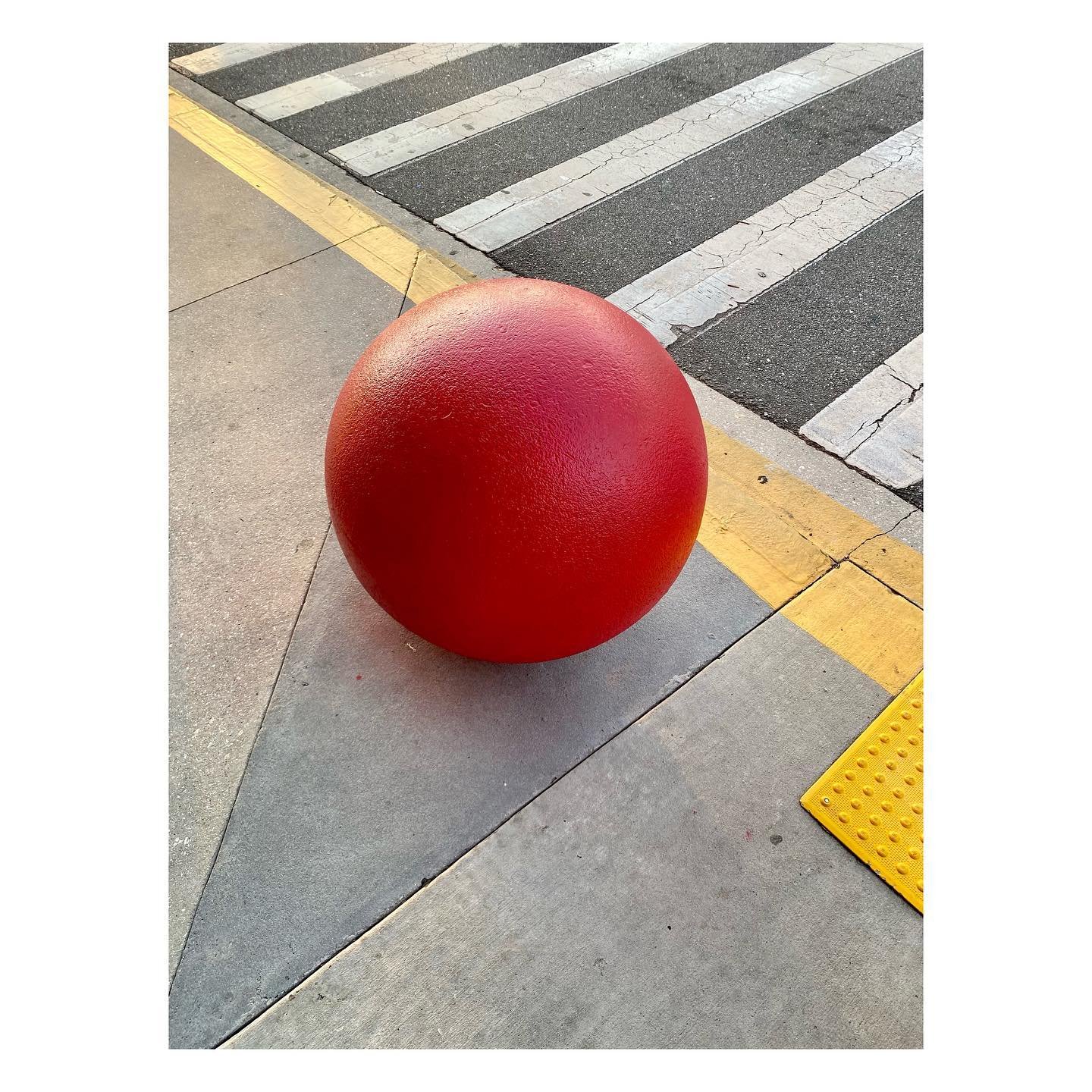 🔴