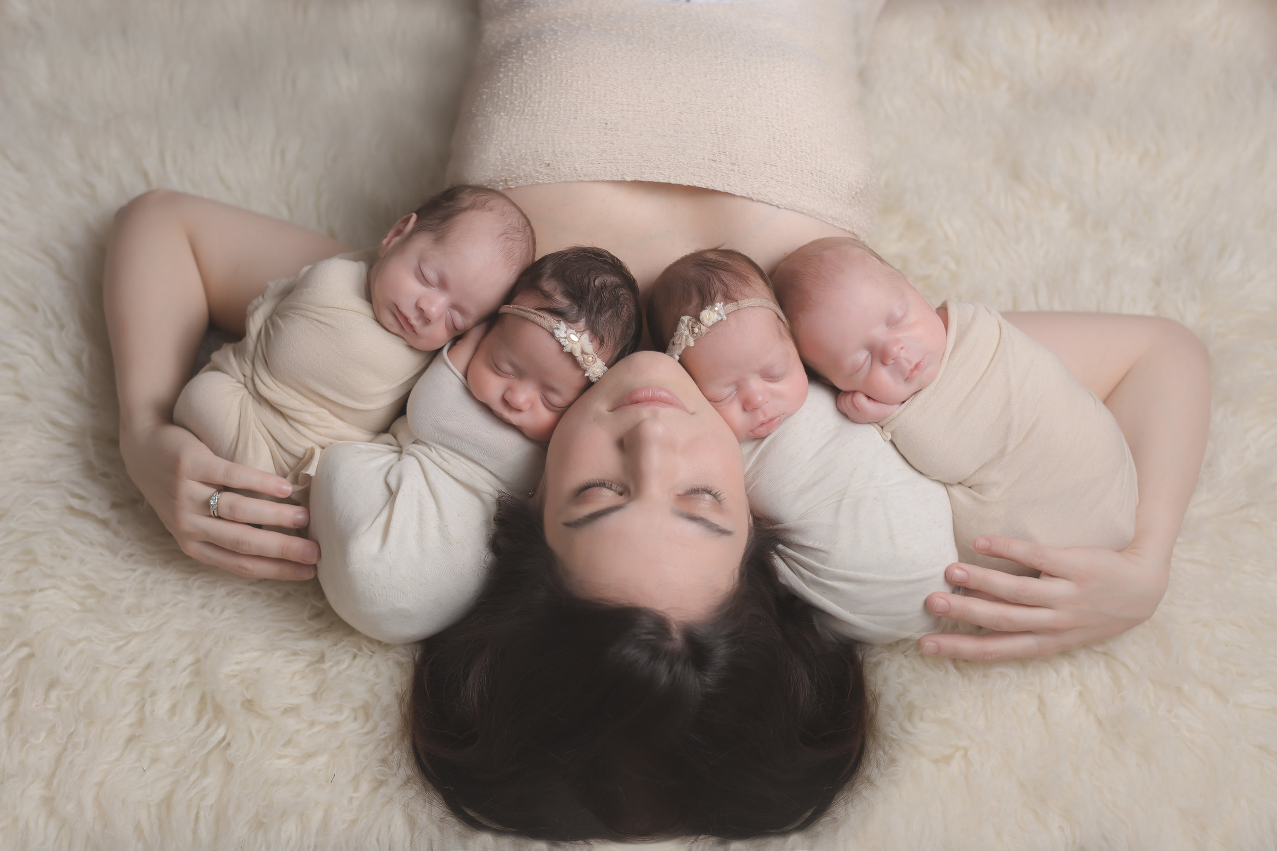 quadruplet-newborn-portraits-newborn-photos-with-mother-multiple-photographer-newborn-photos-babies-photos