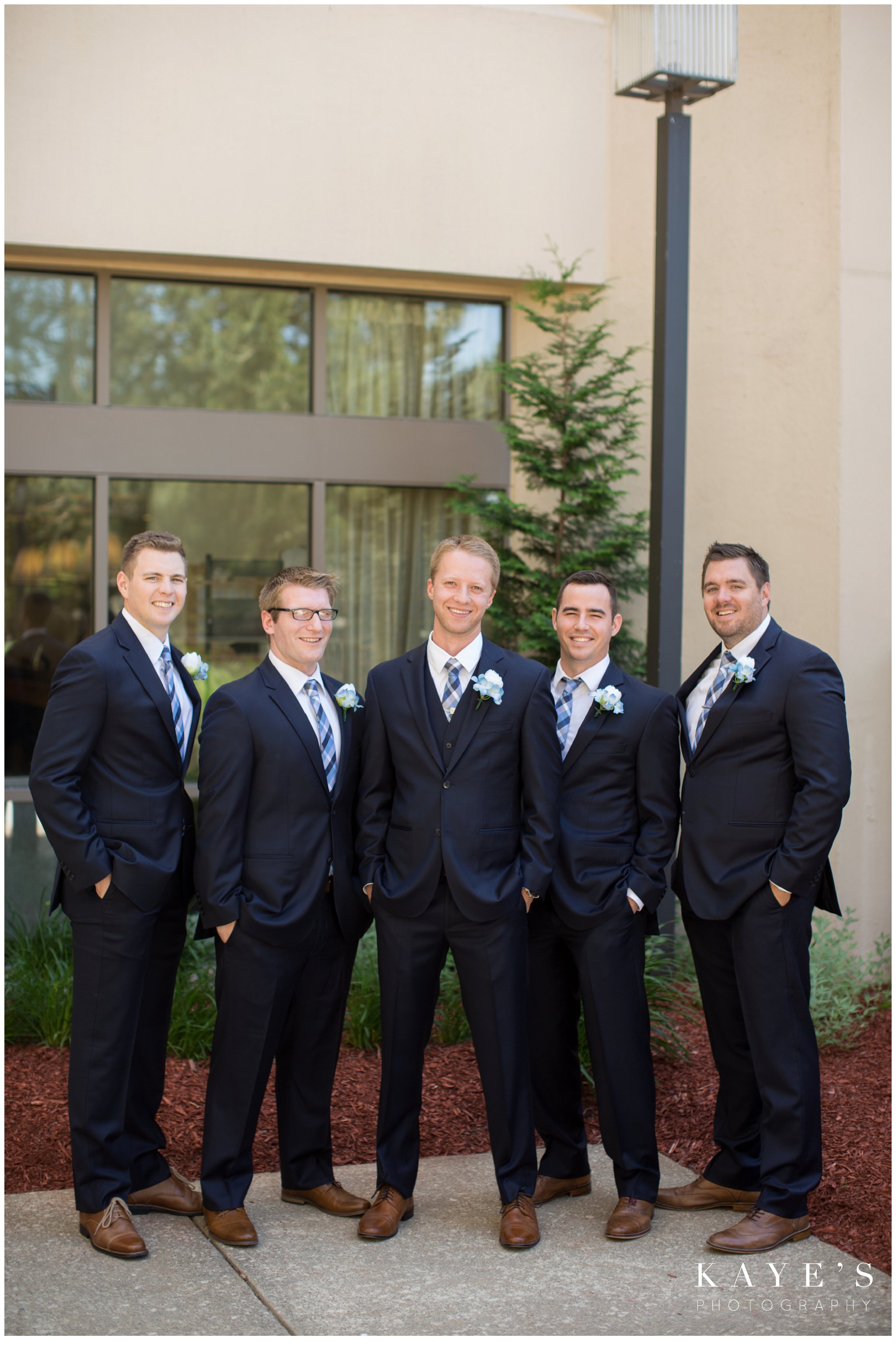 Kayes Photography- howell-michigan-wedding-photographer_0728.jpg