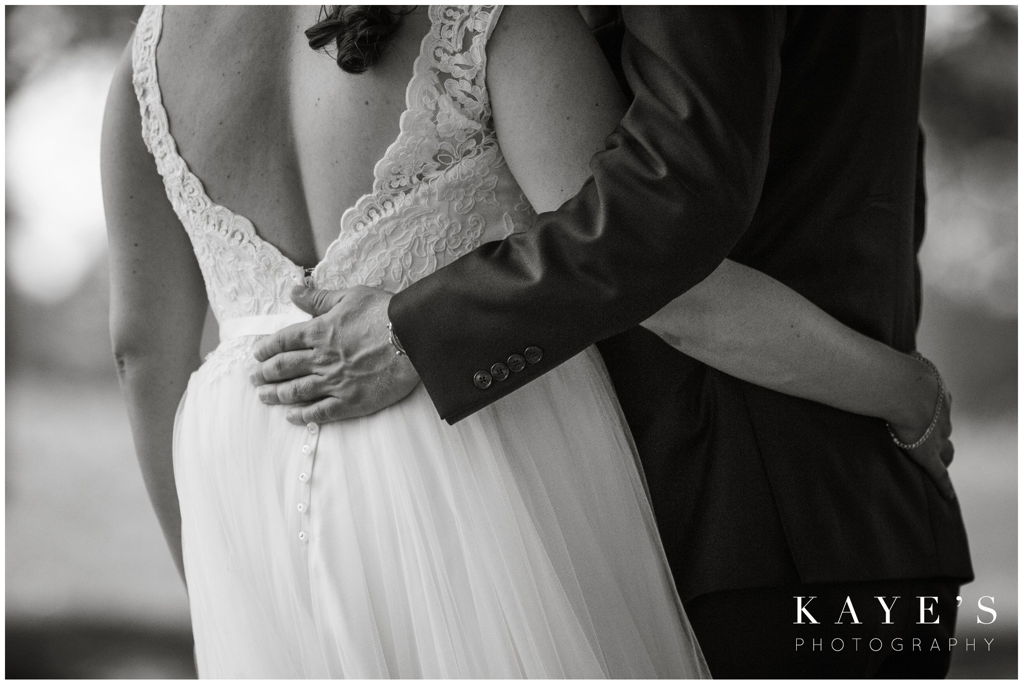 Kayes Photography- howell-michigan-wedding-photographer_0750.jpg