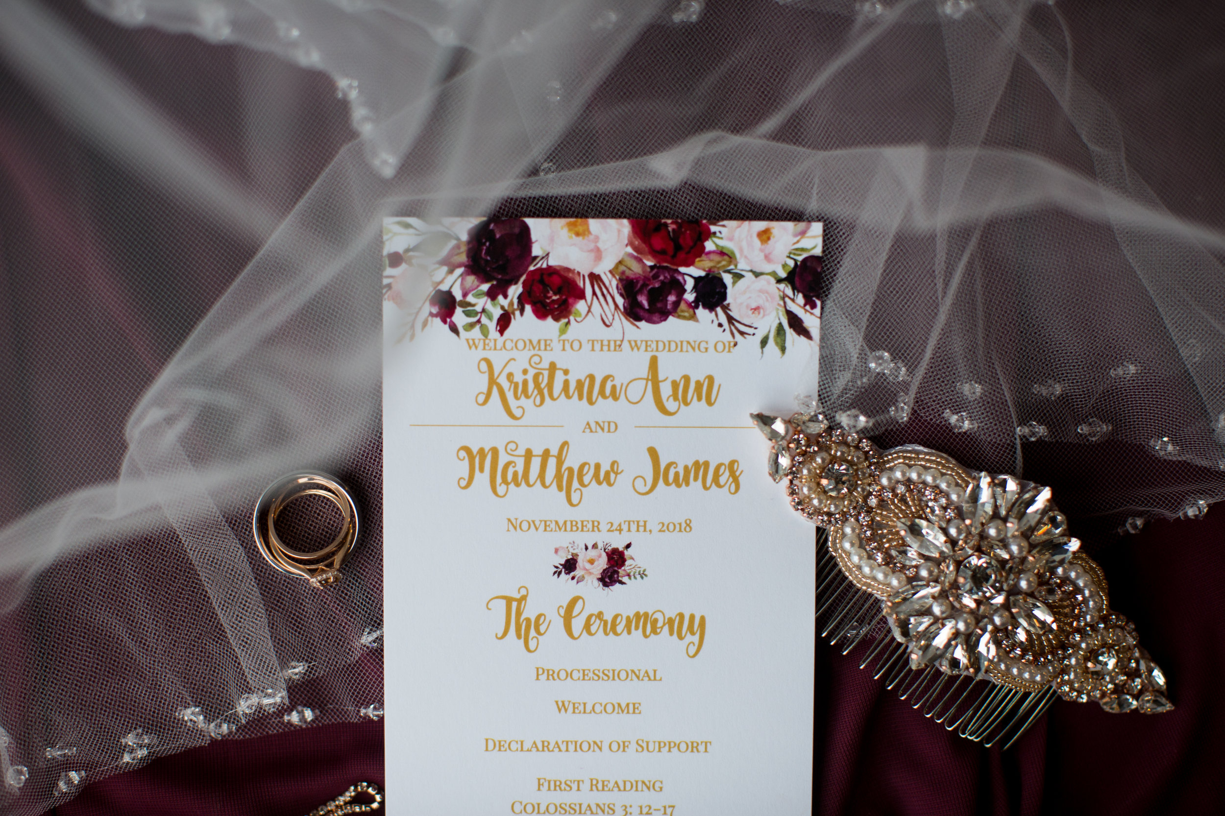Winter Michigan wedding by Kaye's Photography