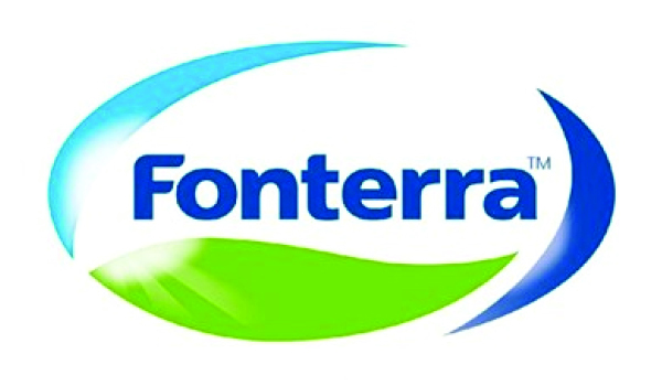 Fonterra has announced it will not follow Murray Goulburn's decision to axe its controversial repayment program.