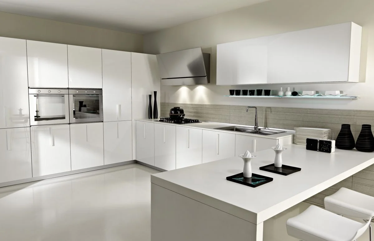 luxury contemporary white kit clutter free.jpg
