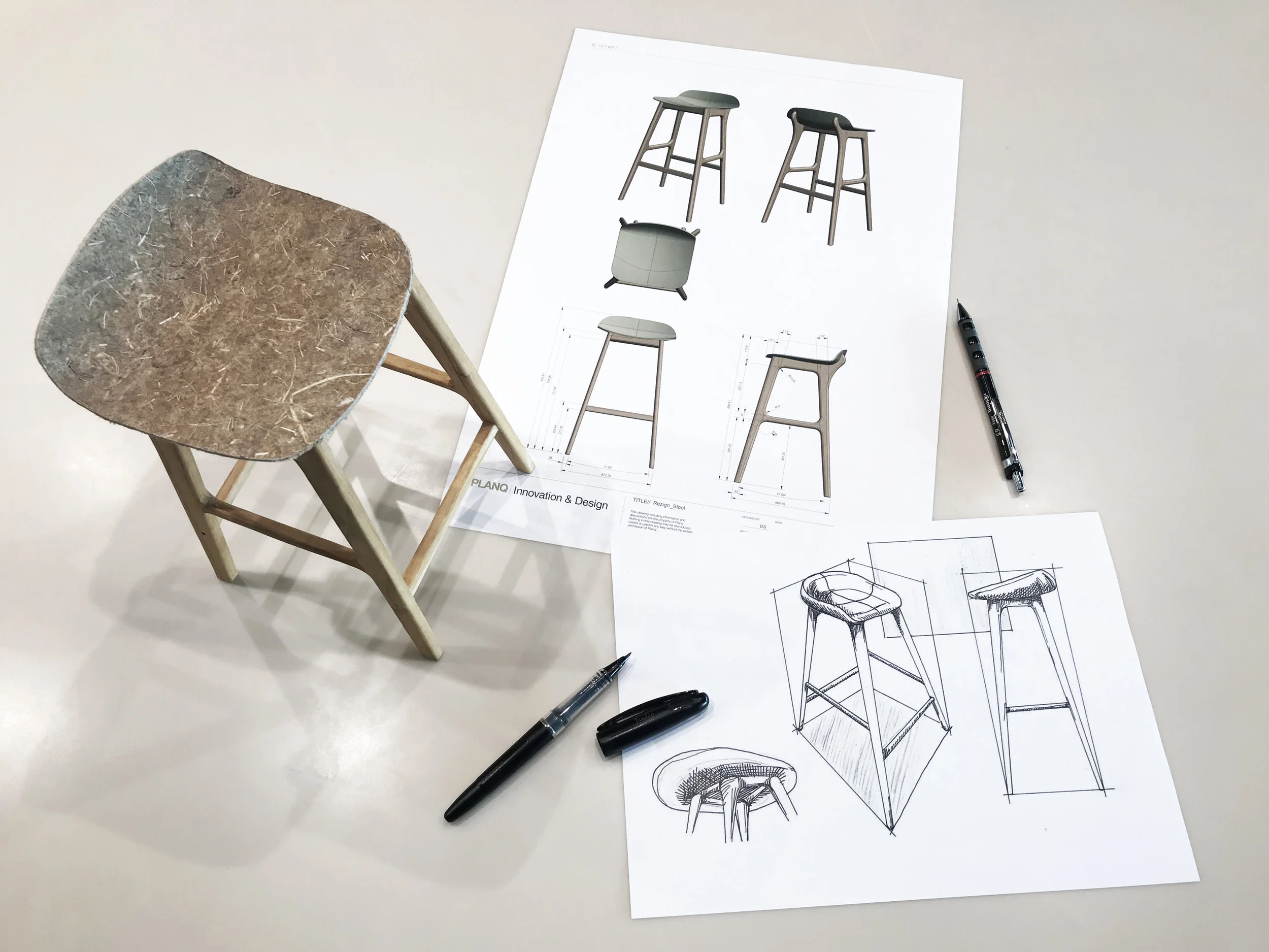 Unusual_Barstool_Sketching_01.jpg