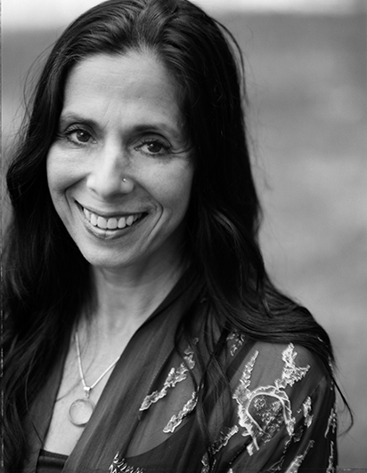 Livia Vanaver - USA (Co-Founder/Co-Artistic Director/Performer with The Vanaver Caravan)