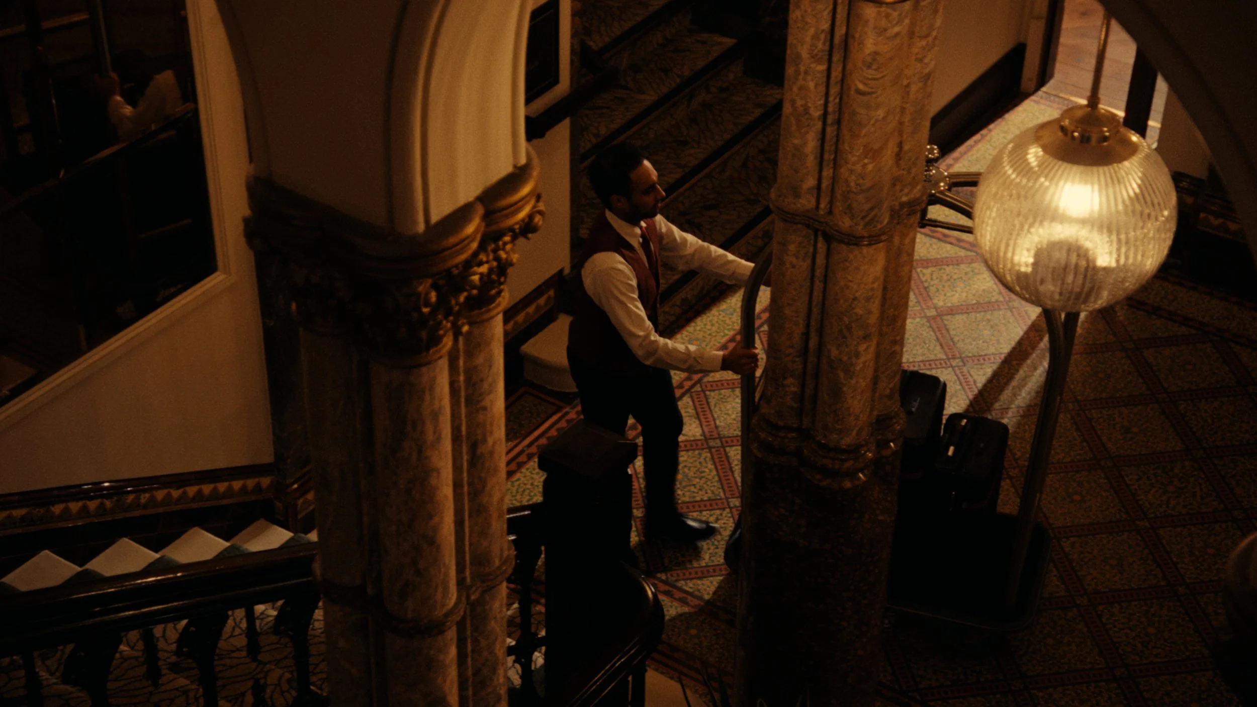 HOTEL v7f - RICH Final.00_00_12_07.Still006.jpg