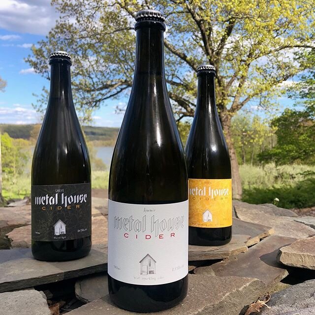 We are welcoming @metalhousecider back to the market this weekend for another season at the outdoor market! Pictured here are Leroy, Ammir, and Arista, all from their 2017 sustainably grown harvest, on the banks of the Hudson River. A big 👏👏 to Met