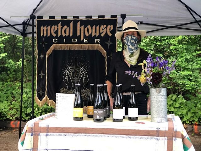 Have you caught a glimpse of @MetalHouseCider&rsquo;s beautiful banner at the market? Stop by the outdoor market this Saturday from 8:30am-1pm to see it yourself! Announcement 📣: Metal House is currently donating 35% of their direct sales to Harambe