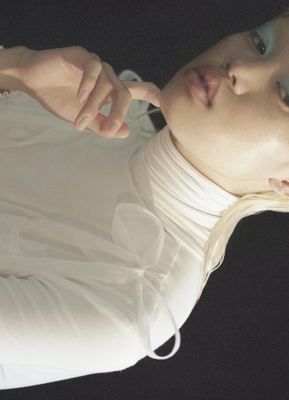 Look1029web.jpg