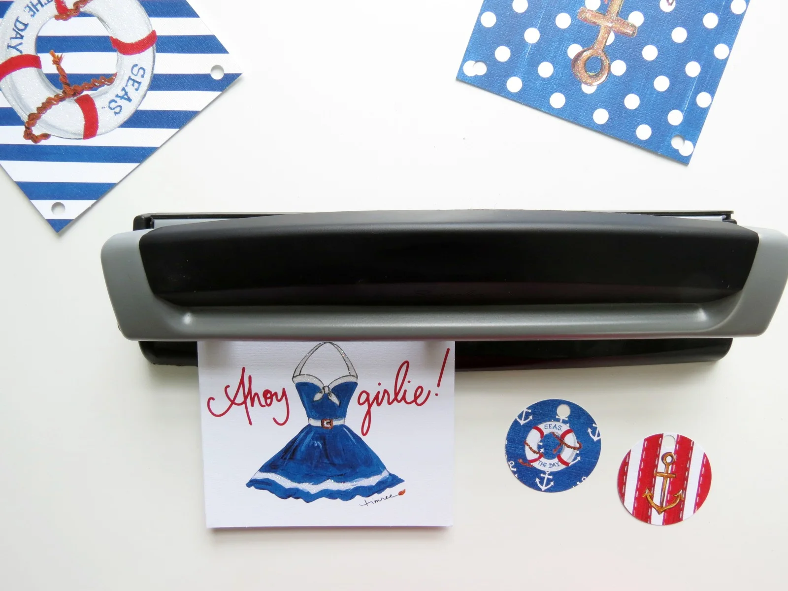 Part nautical, part 4th of July, and 100% perfect for summer, this quick and easy DIY can be made in just minutes! Click to find out how we crafted this banner with just $6 and some note cards.