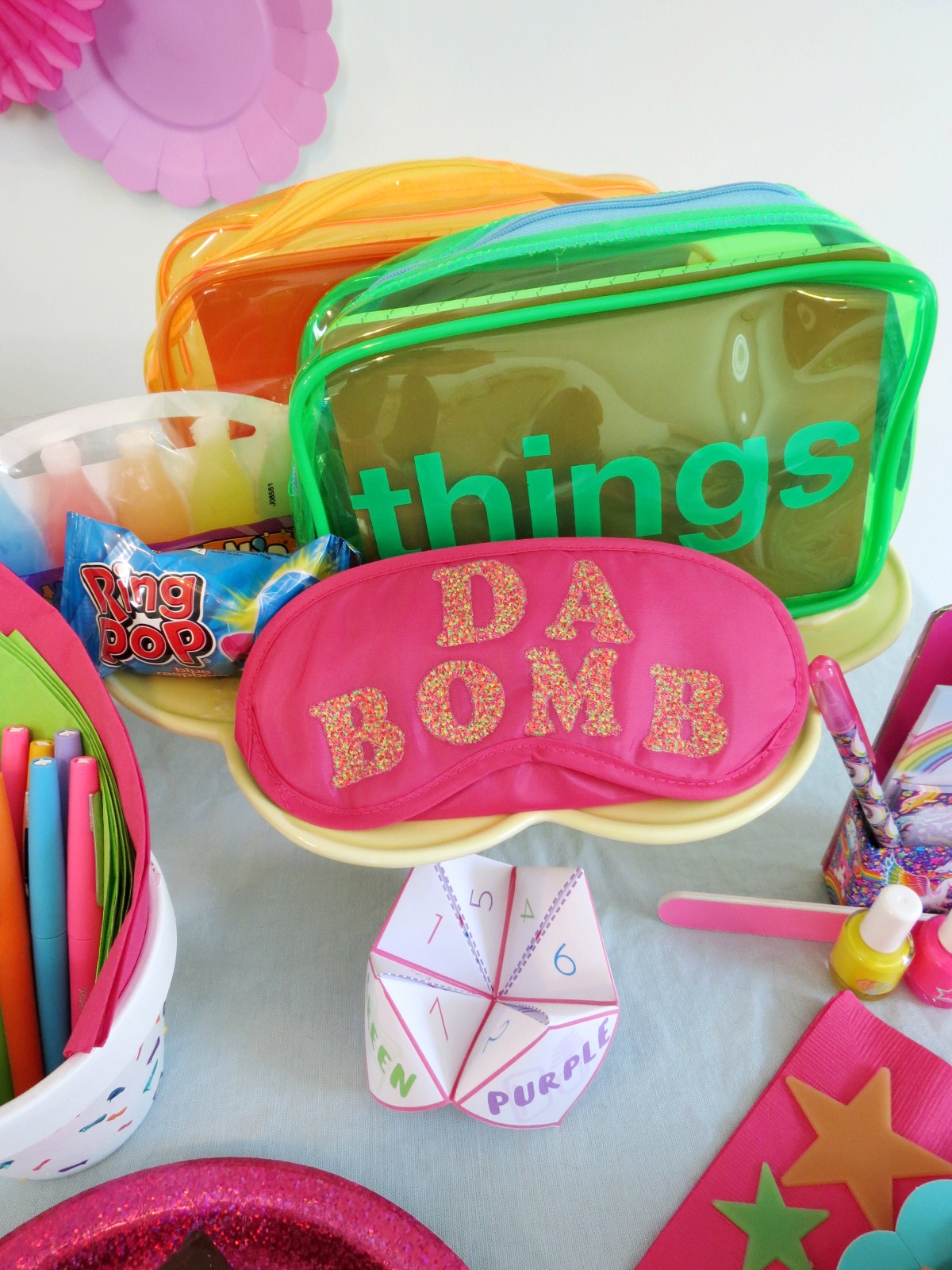 TGIF, AMIRITE GUYS?! WANT TO HOST YOUR OWN TGIF 90'S THEMED SLUMBER PARTY? CLICK FOR MORE PHOTOS, A SHOPPING LIST, AND FREE PRINTABLES!