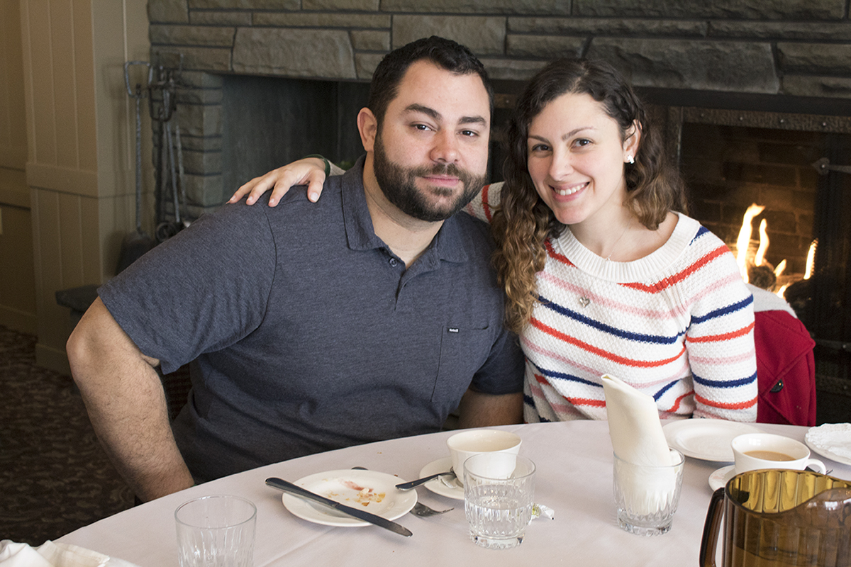 Wedding Update- 5 More months! This month we're chatting about cake tasting, choosing flowers, and more! Click for the full post.