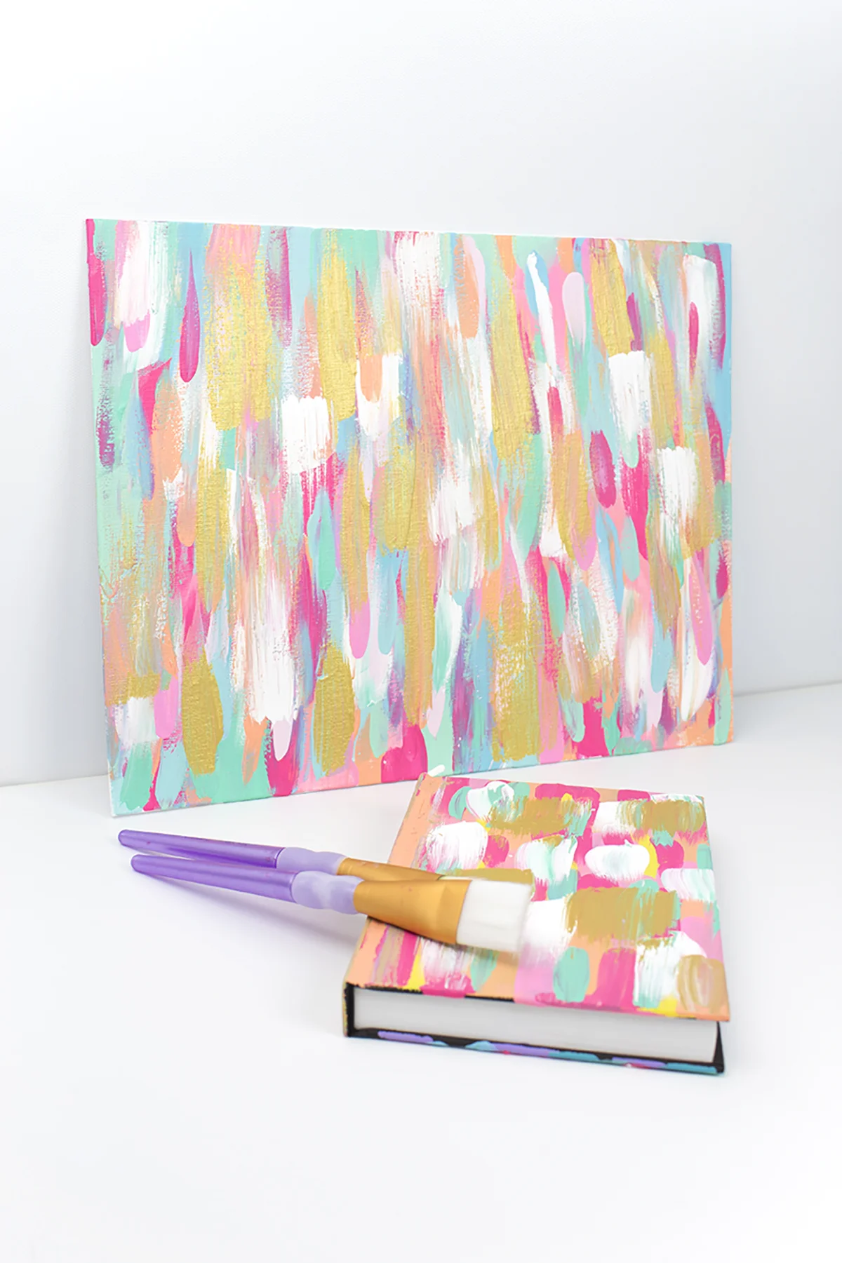 Create easy abstract art with just a flick of your paintbrush! Click for the full how-to.