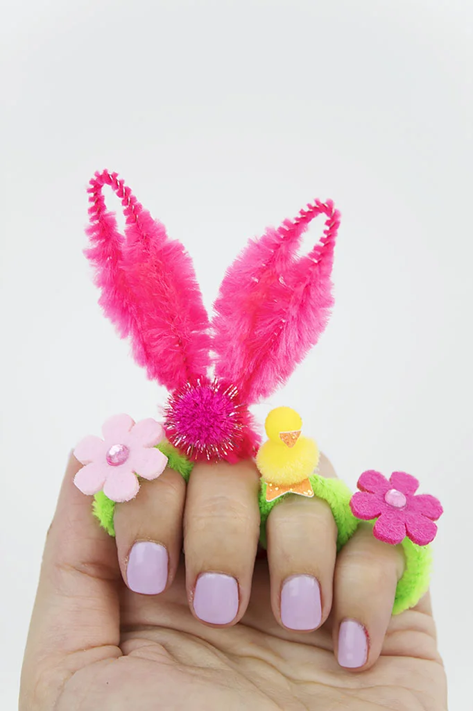 Looking for a unique Easter craft or Easter egg filler? You’ve gotta make these rings! They’re super cute and affordable, and they only take a few minutes to make. Click to see how easy it is! #easter #easteregghunt #eastercrafts
