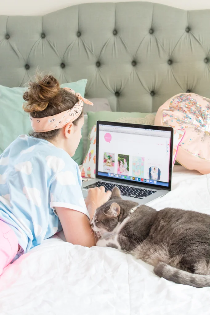 Looking to pamper yourself? How about going beyond the usual face mask and Netflix marathon, and doing something a little bit more fulfilling? I’m detailing why it’s really important to have your self-care also be pushing you towards your goals. Click to find out why it’s so important to challenge yourself even if you’re tired, plus how I make laundry part of my self-care routine. Yep you read that right! #selfcare #pamper #selfcaresunday