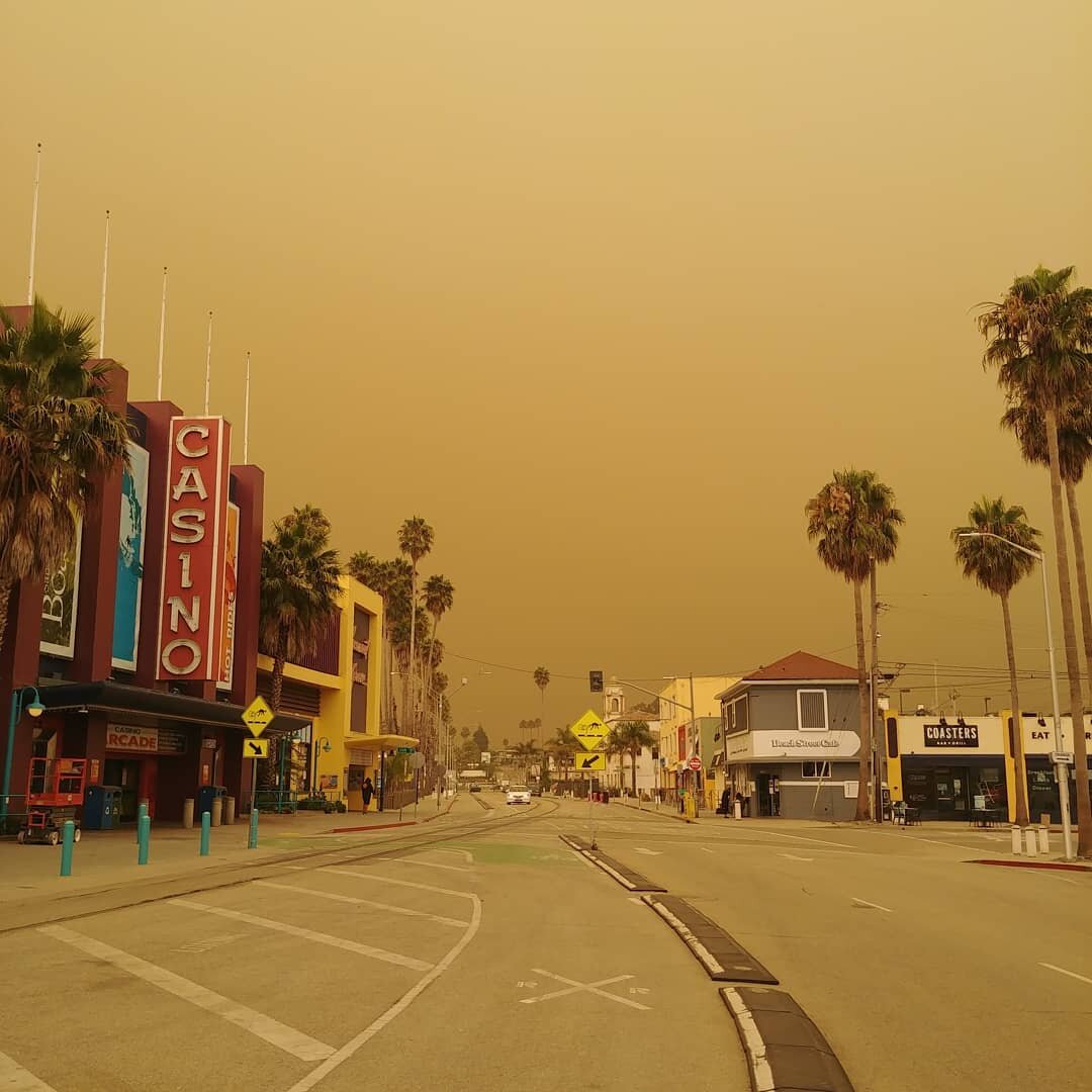 Hope all our friends and family are staying safe. 
#nofilter #santacruzbeachboardwalk 
#lightningcomplexfires
#anotherdayinparadise