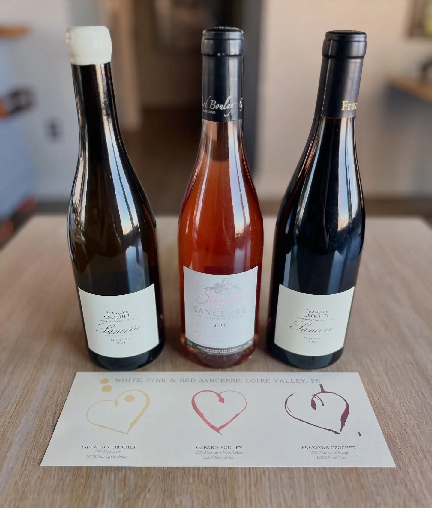 Wine flight Wednesday is back!🍷

Come taste our cupid&rsquo;s flight!💘

White, pink and red wine from the Sancerre region🤍🩷&hearts;️

Open 4:30-8pm tonight😉