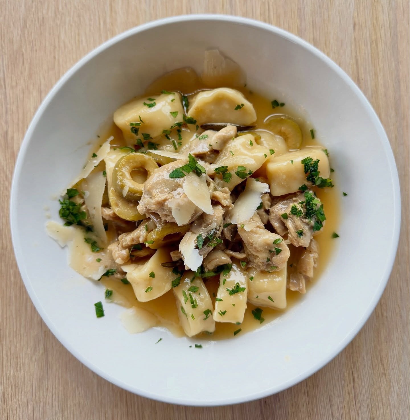 Our newest pasta special!

Ricotta gnudi with braised chicken ragu, gordal olive, parmigiano, and rosemary 🤤