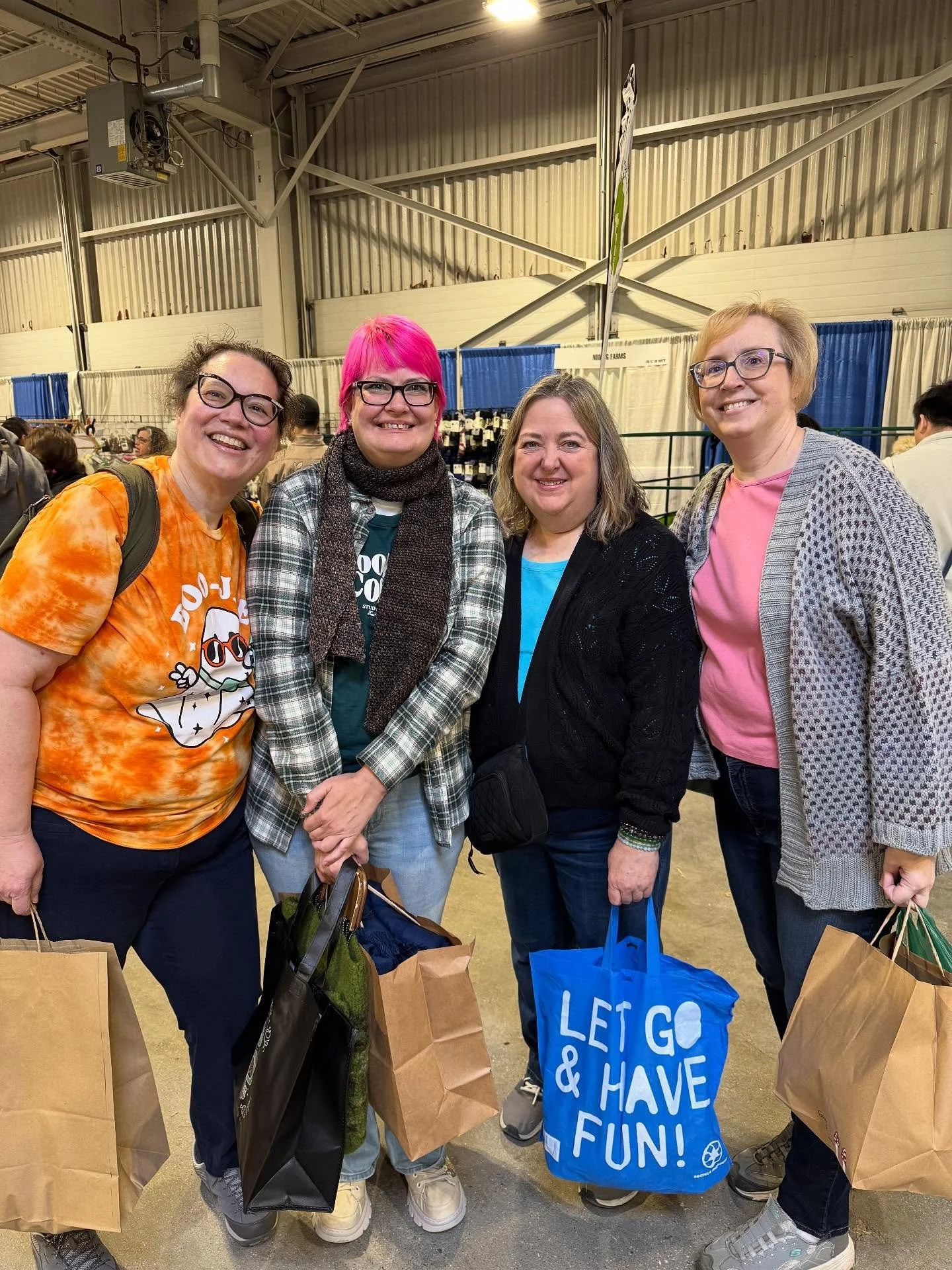 Ran into some friends at @nefiberfestival !