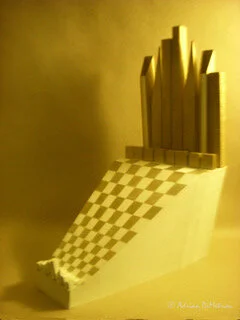 A MODERN CHESS GAME.LIBERTE,EGALITE,REAL ESTATE !..jpeg