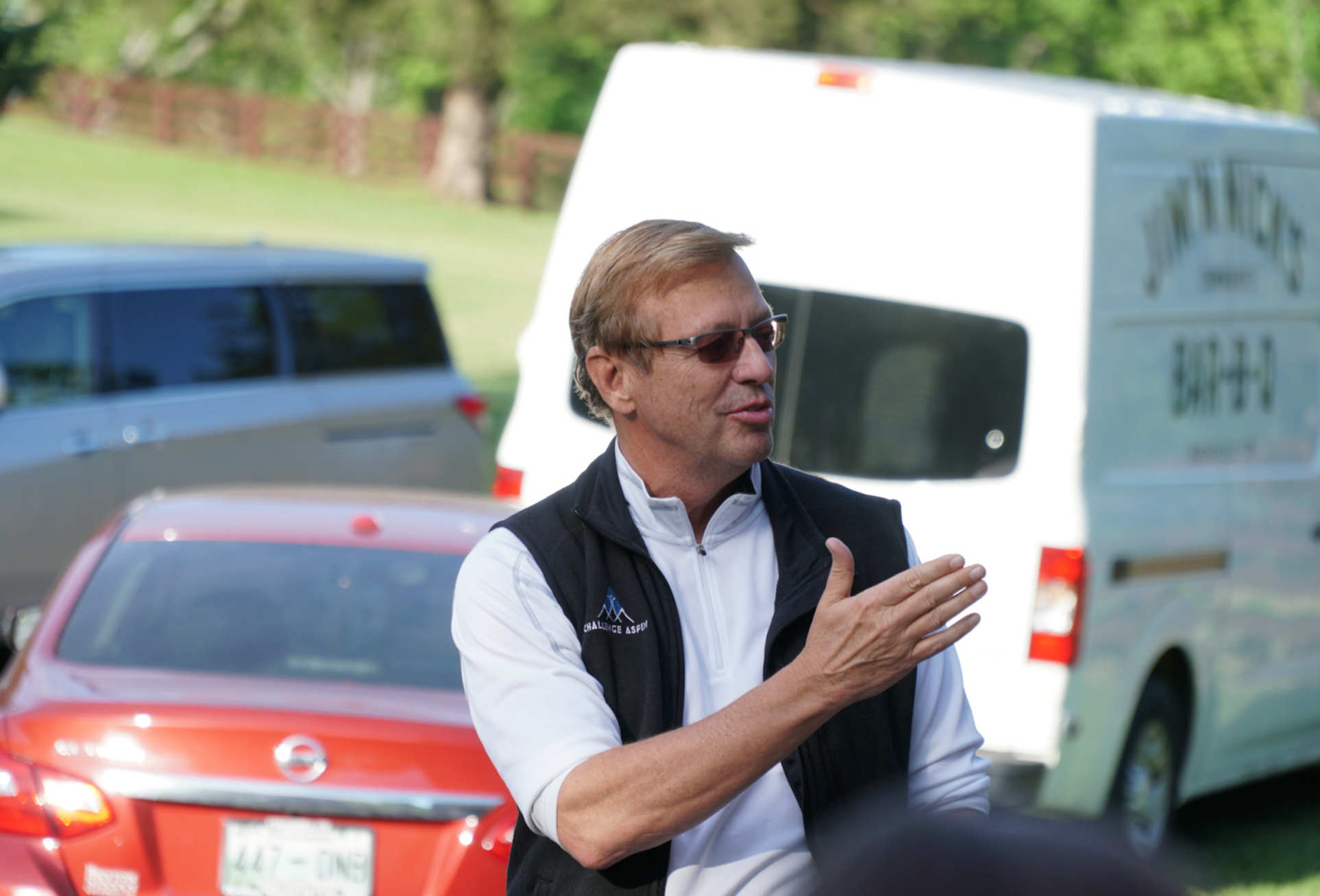 Challenge America founder and CEO, Houston Cowan, kicking off the opening night festivities, courtesy of Jim-N-Nicks BBQ.