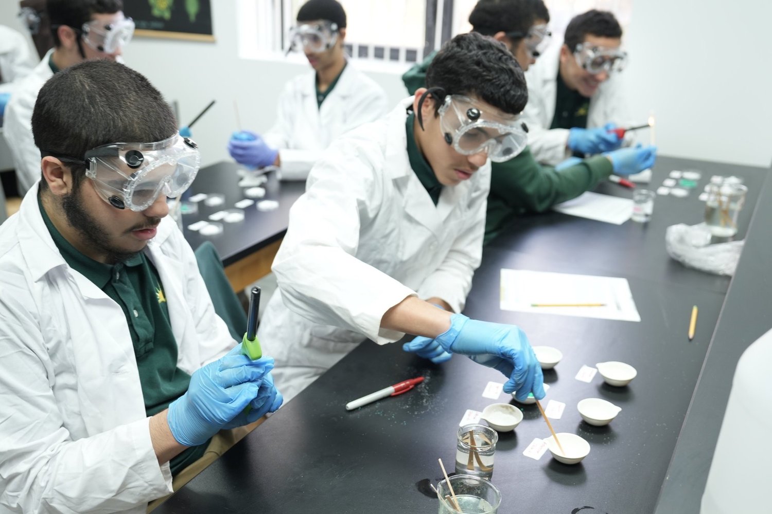 Palm Tree School students in a science laboratory