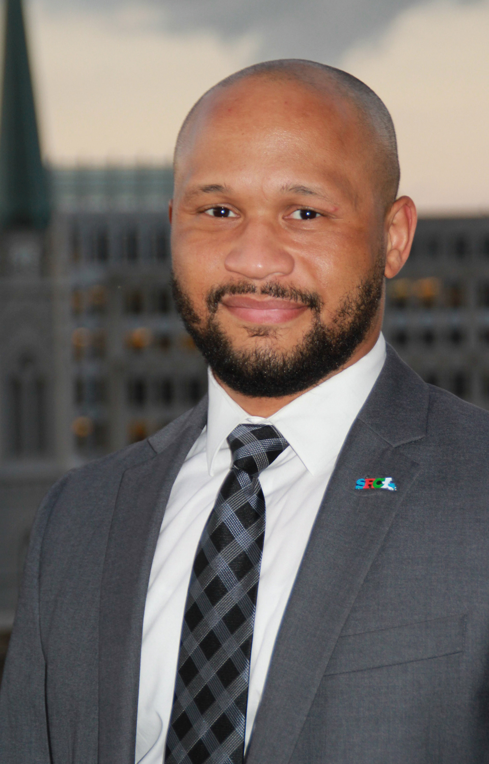 Each Great Futures Gala Honoree is committed to raising $2,000 for the Boys & Girls Club. Their goal is to raise this amount before the big event on April 22. Want to help Eric reach his goal? Donate to the Boys & Girls Club through him right HERE . 
