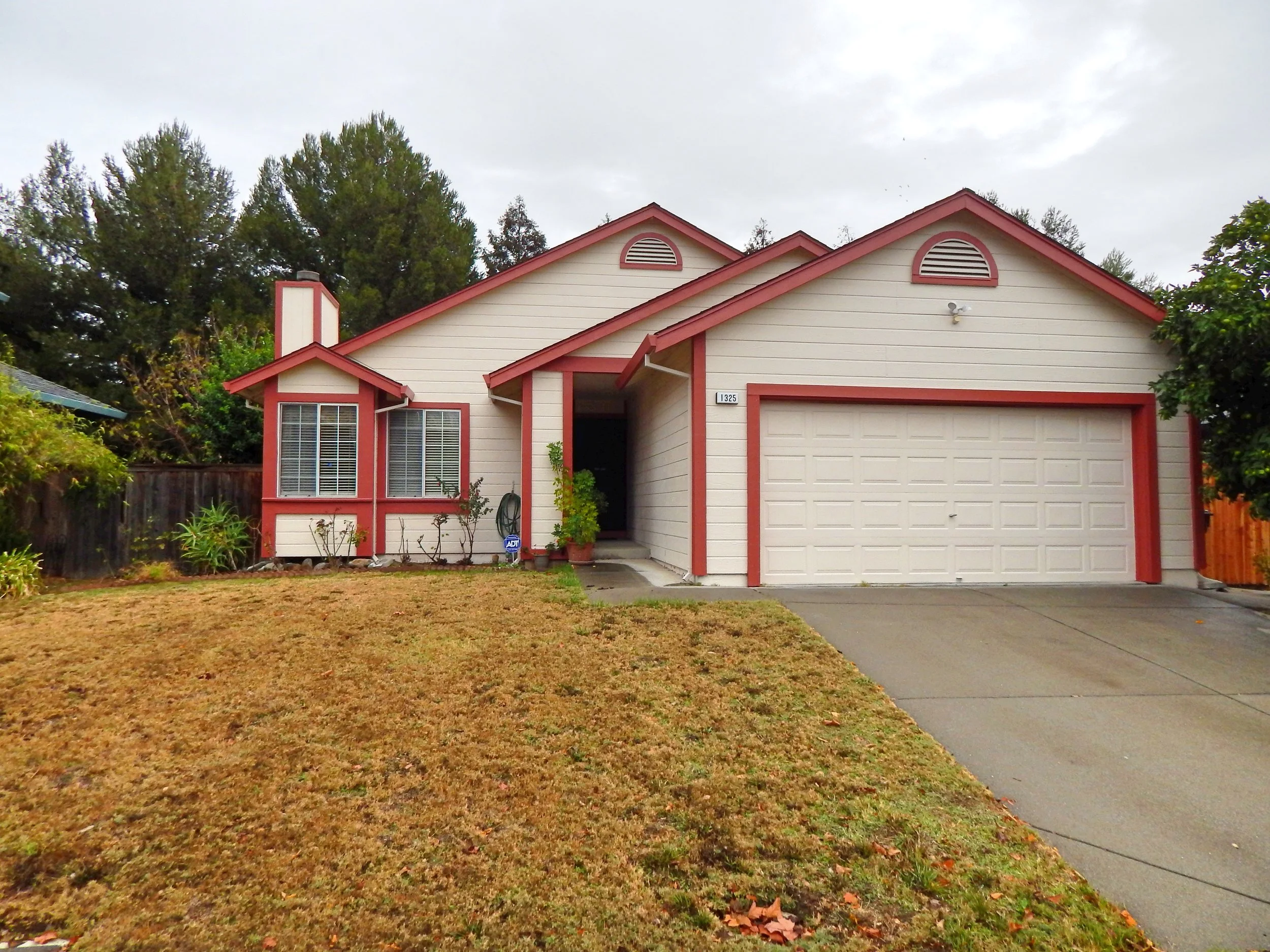 1325 Phillip Way, Suisun City