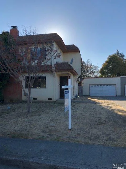 2451 Beaufort Dr | Sold 1/18/19 at $273,948