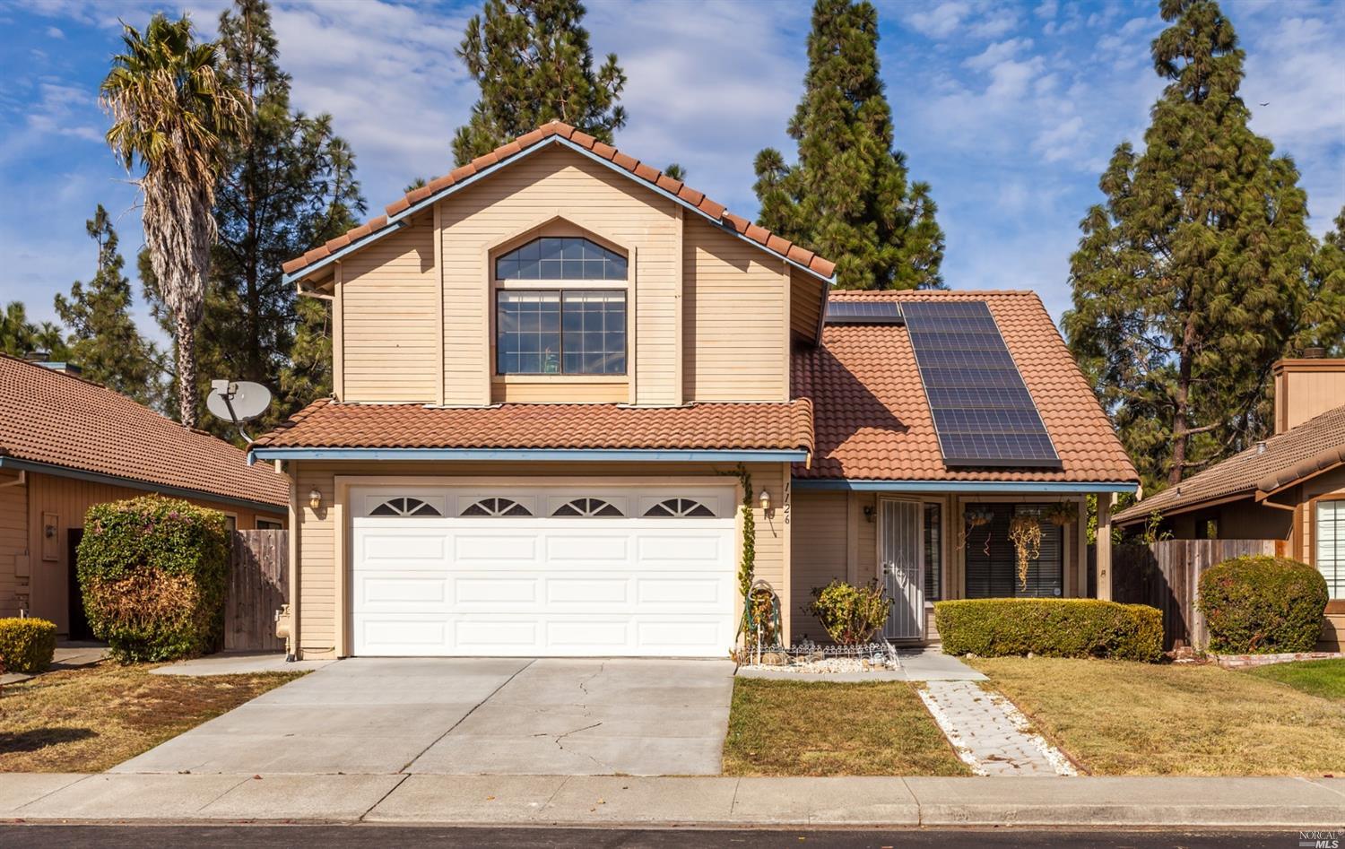 1126 Tanglewood Dr | Sold 3/28/19 at $428,000