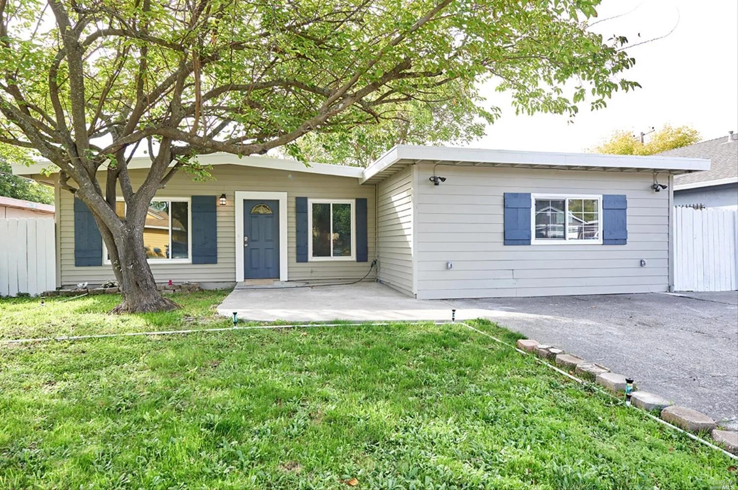 1325 Adams St | Sold 11/16/18 at $375,000